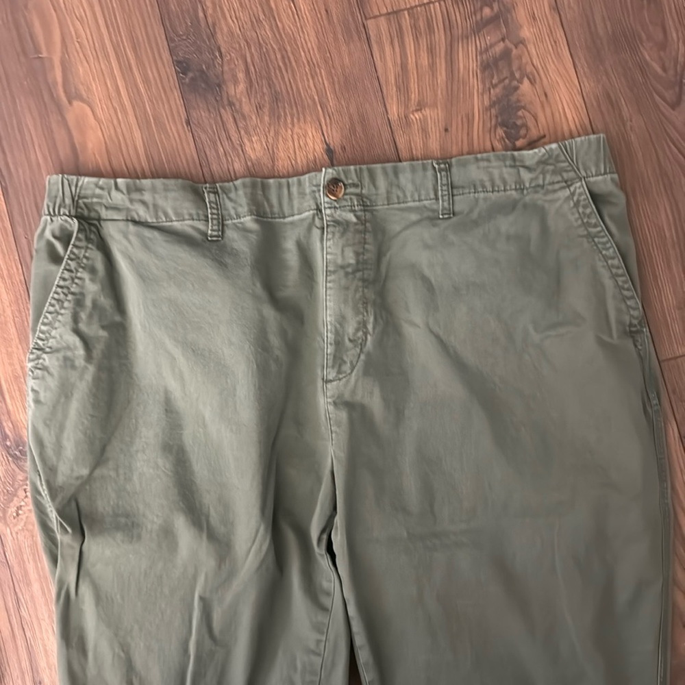 Old Navy Chino Pants